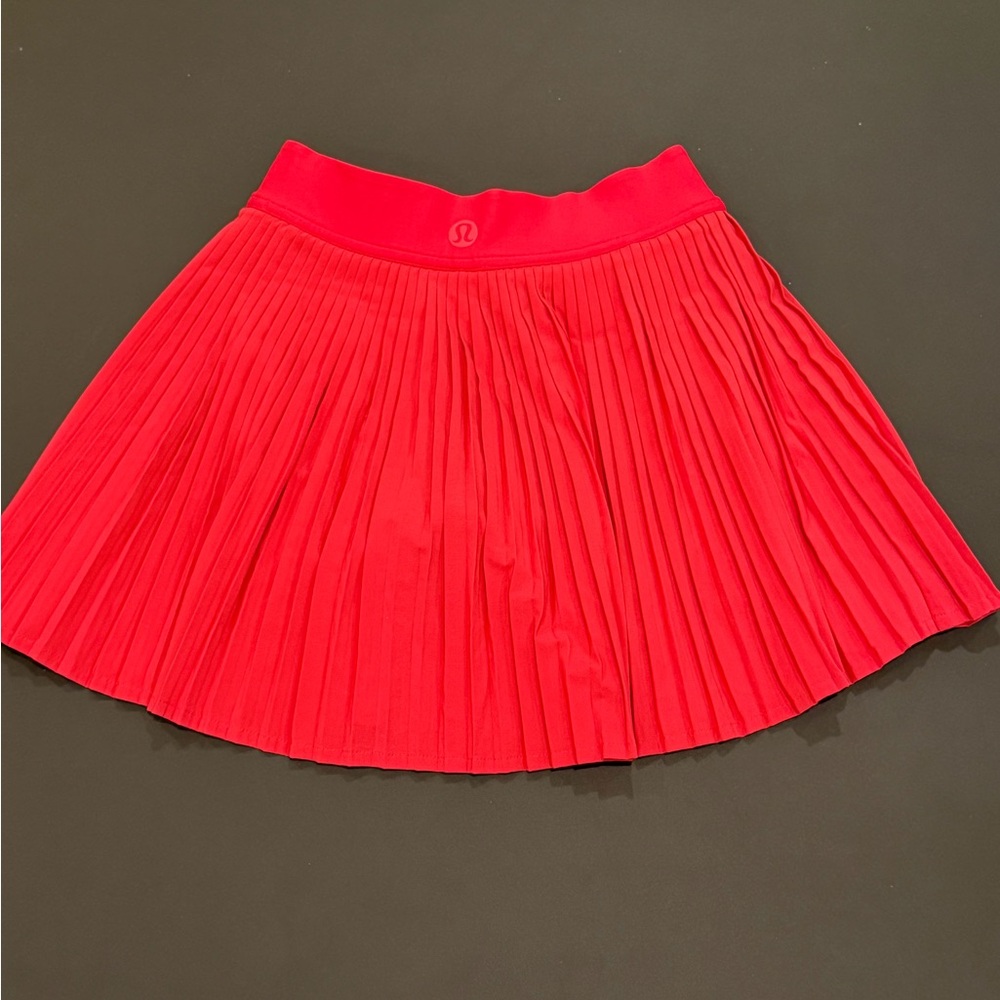 lululemon athletica varsity HR pleated tennis Skirt - like new